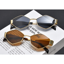 Óculos de Sol Retrô da moda Fashion UV400 Haste Dourada