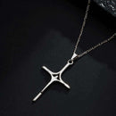 Pingente Prateado Crucifixo Minimalista