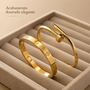 Kit 2 Braceletes Femininos Aço Inox Love Prego Trevo Lisa Prata Dourado